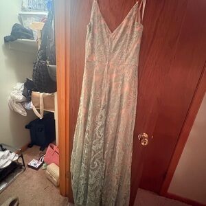 Elegant Lace Evening Gown
